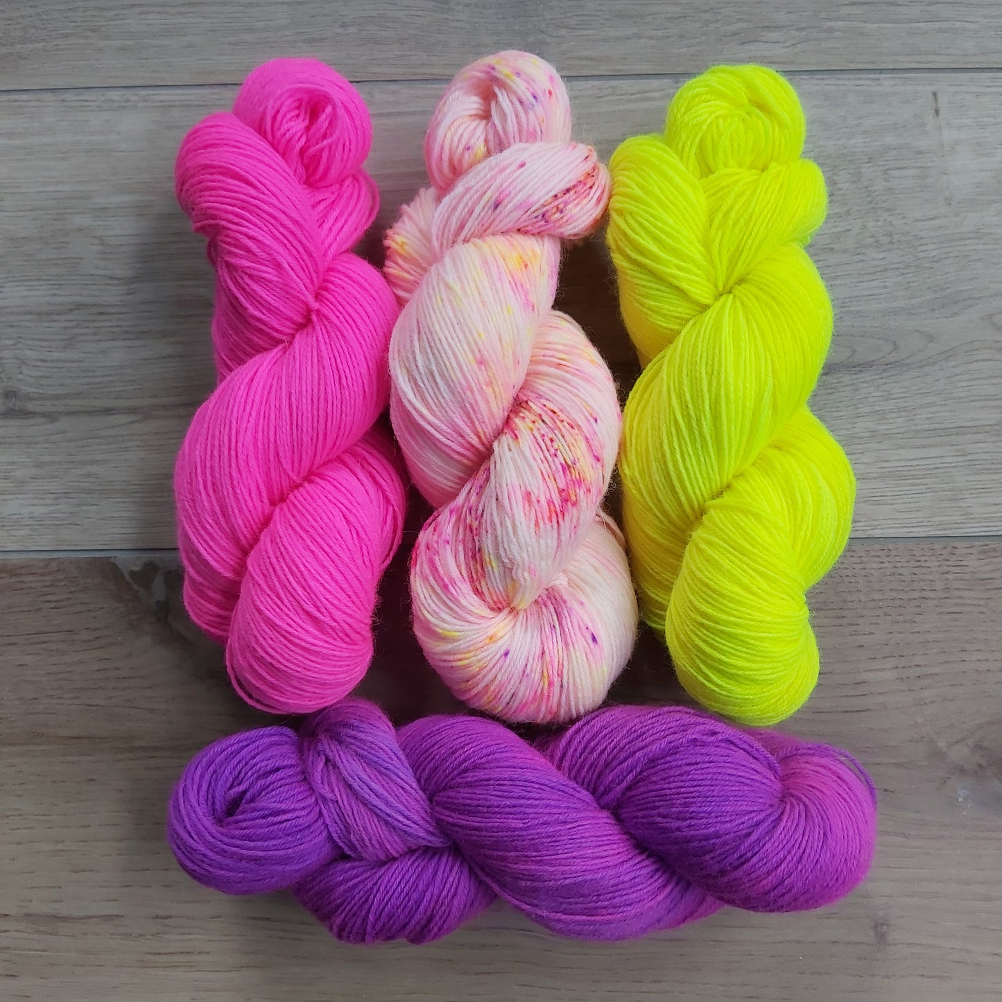 Basis Sock 'NEON VIOLET'