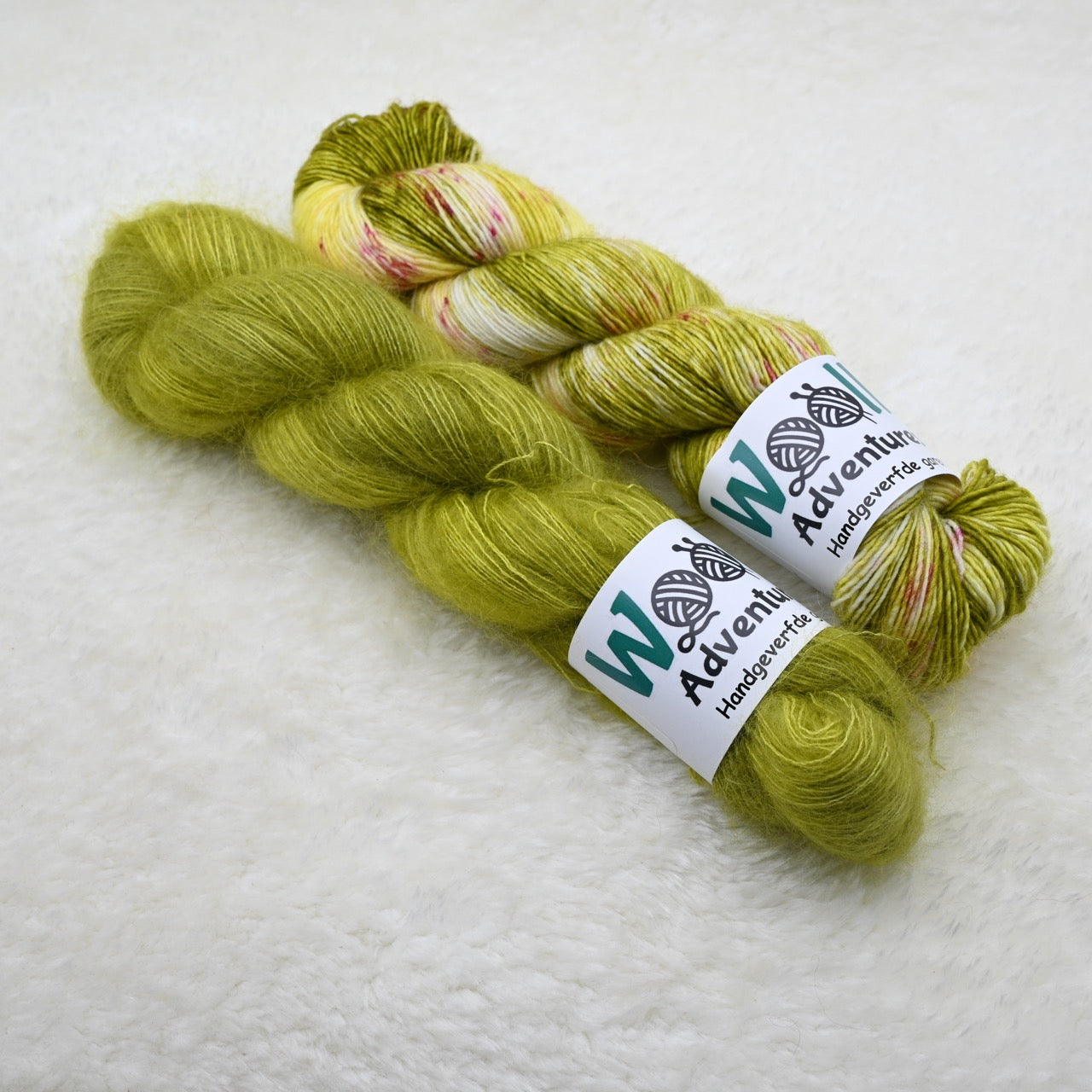 Woolly Adventures handgeverfd fluffy garen - lentegroen en lente