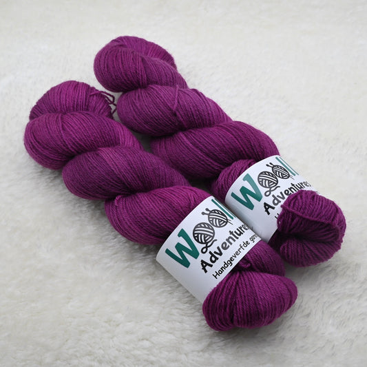 Woolly Adventures handgeverfd peruvian highland garen - heidepaars